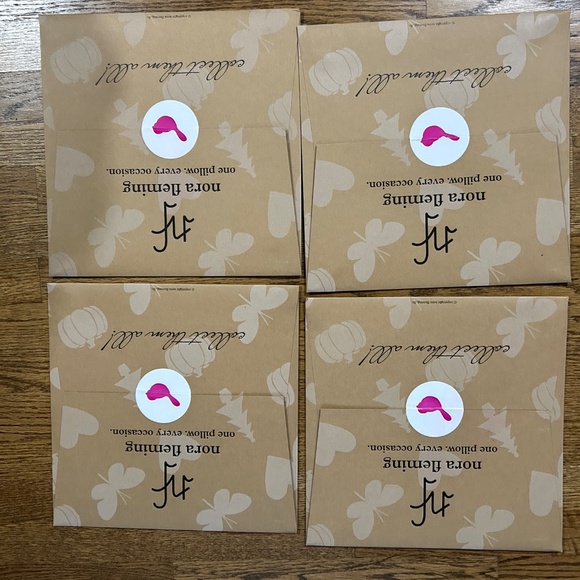 Nora Fleming Pillow Cover Lot of 4 Red Star New - Picture 15 of 16